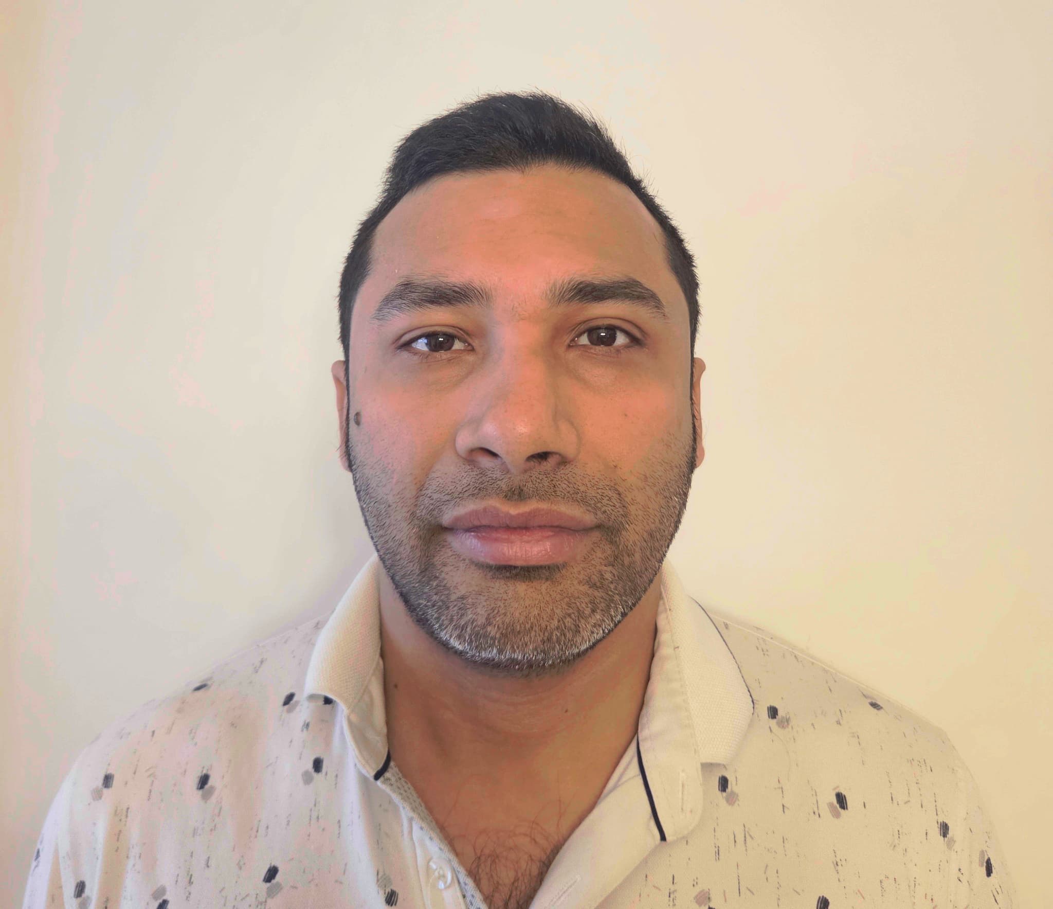 Dr Chandranil Chakraborttii